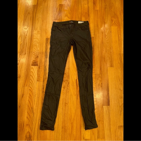 Guess Denim - [Guess] Maxine Fit low rise black jeggings